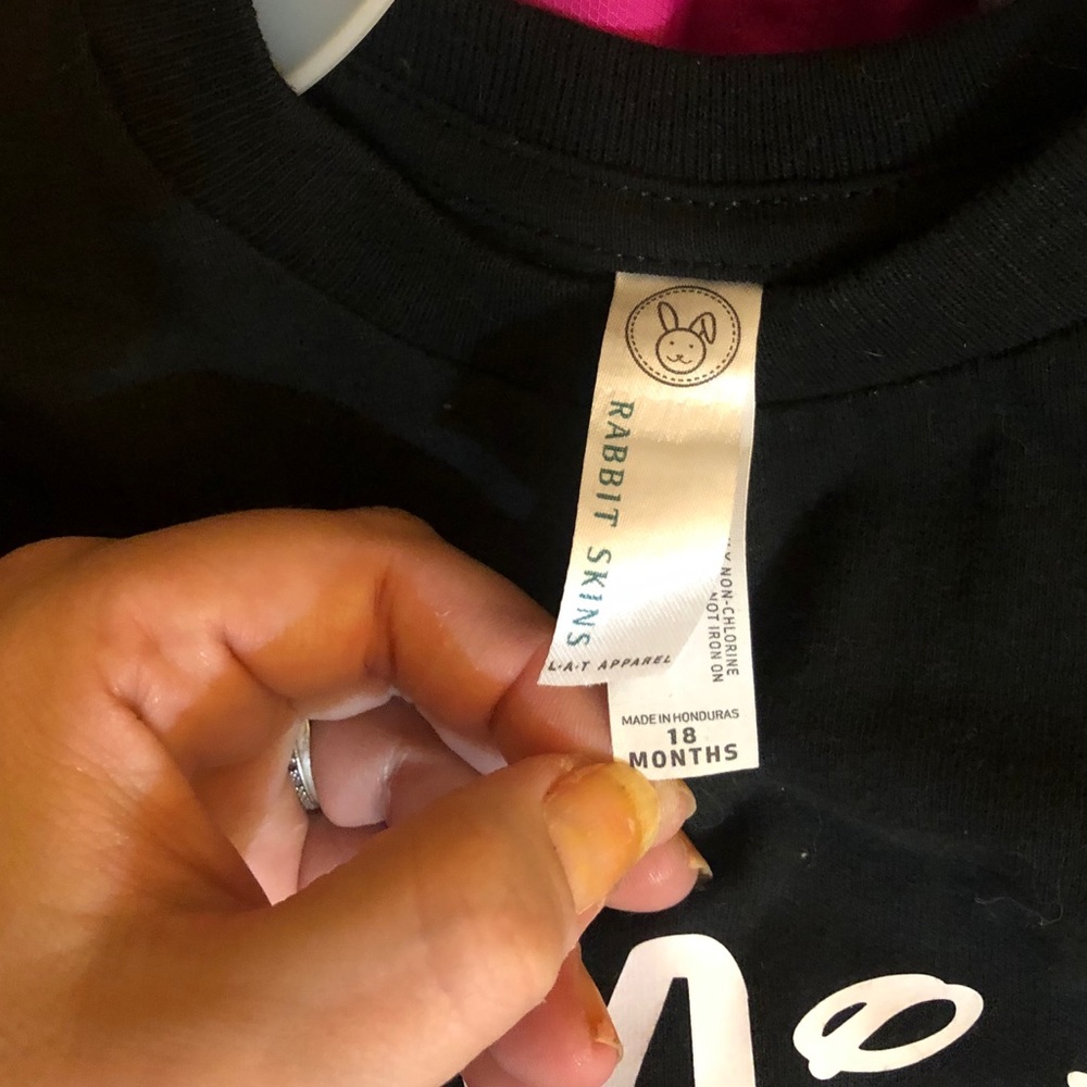 (NWOT) Mickey Mouse Mini Matt T-Shirt - Picture 5 of 6